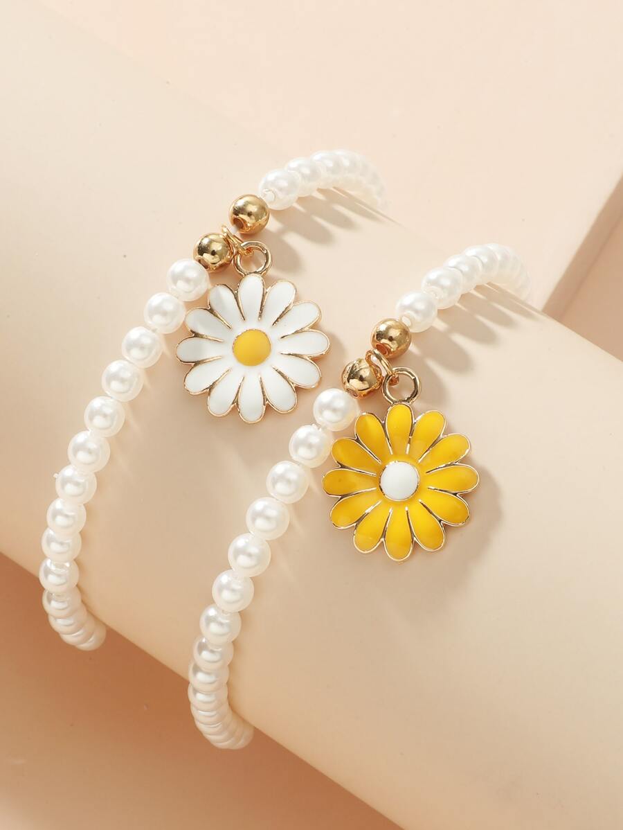2pcs Flower Charm Faux Pearl Beaded Bracelet - Multicolor - View 1