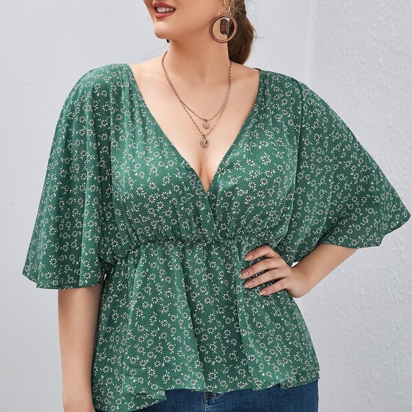 

Plus Ditsy Floral Plunging Neck Peplum Blouse, Green