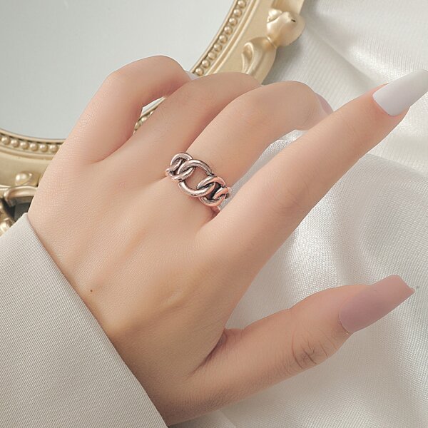 

Chain Design Ring, Bronze