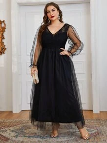 Plus Size Contrast Lace And Mesh Dress - Black - View 1