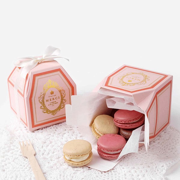 

3pcs Hot Stamping Random Candy Box Without Ribbon, Multicolor
