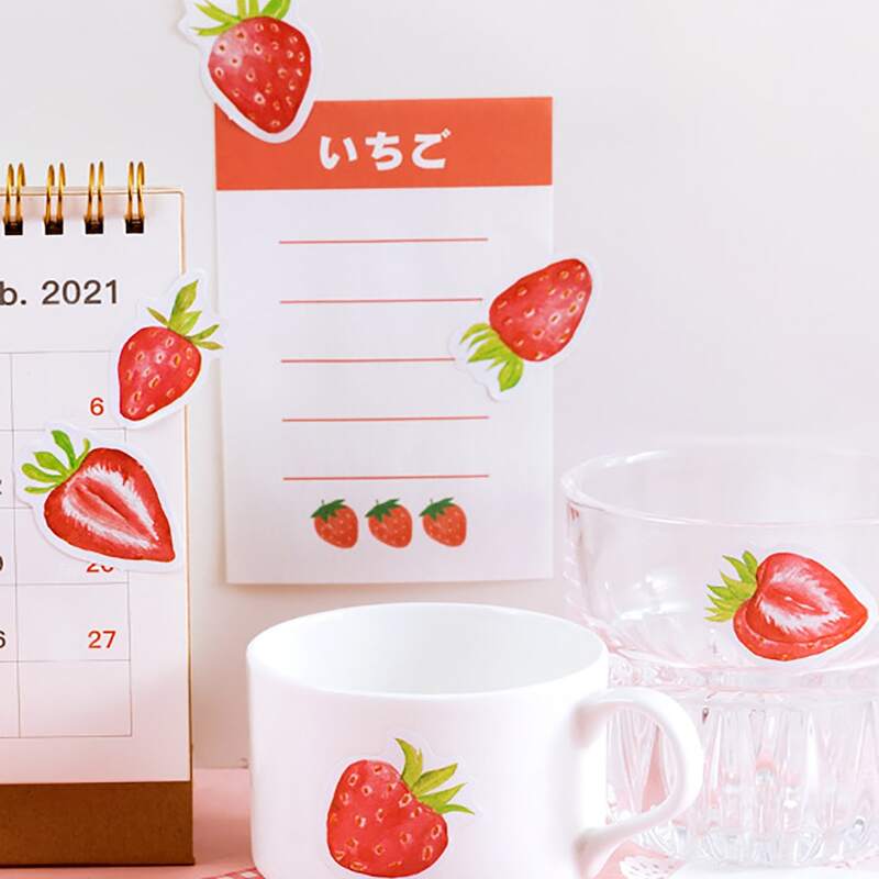 

45pcs Strawberry Print Sticker, Multicolor