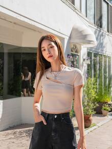 DAZY 纯色剪裁短款紧身 T 恤（夏季）