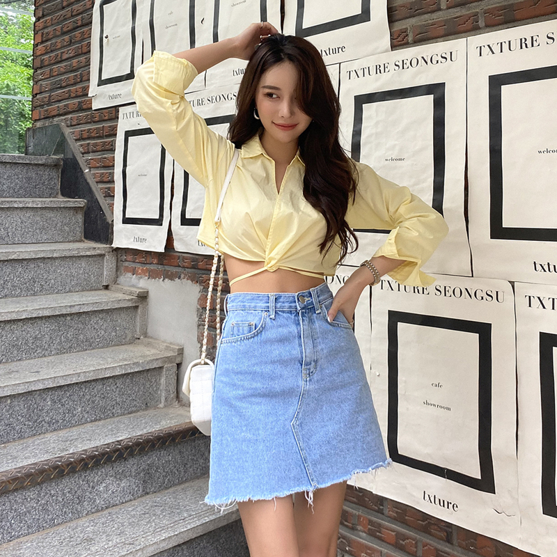 

Twist Tie Back Crop Blouse, Yellow