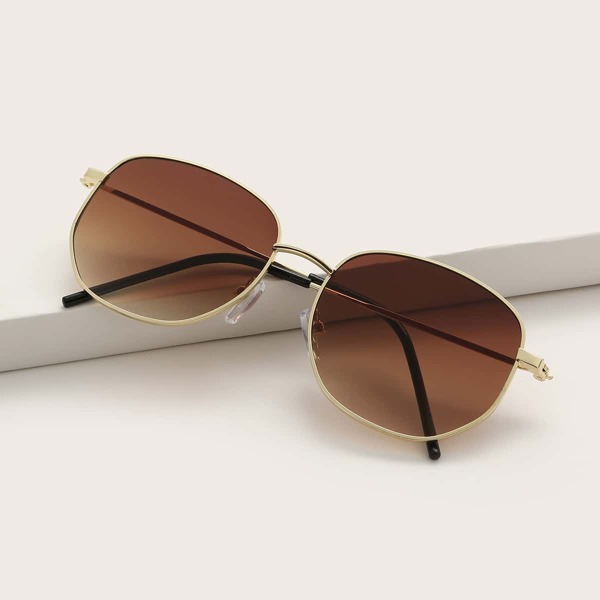 

Metal Frame Sunglasses