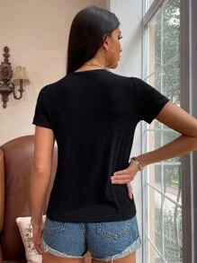 SHEIN Frenchy T-shirt Sulaman Hati Casual - Hitam - View 2
