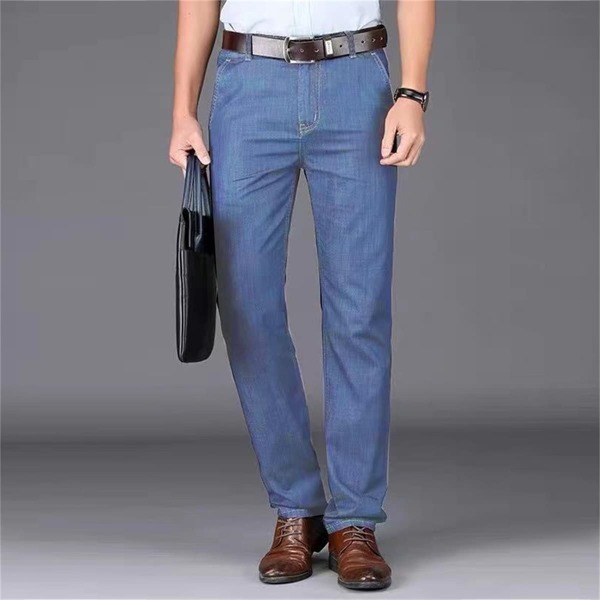 

Men Pocket Side Straight Leg Jeans Without Belted, Medium wash