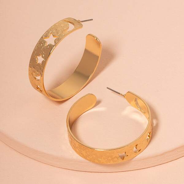 

Hollow Out Star Hoop Earrings, Gold