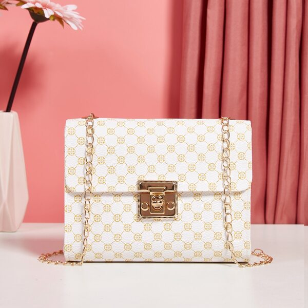 

Geometric Graphic Twist Lock Chain Bag, Beige