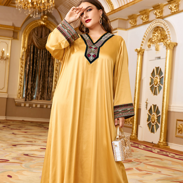 

Plus Geo Jacquard Trim Satin Dress, Yellow