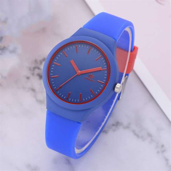 

Round Pointer Rubber Strap Quartz Watch