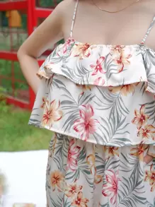 DAZY Peto con volantes y capas con estampado floral para mujer, atuendo para crucero - Multicolor - Ver 3