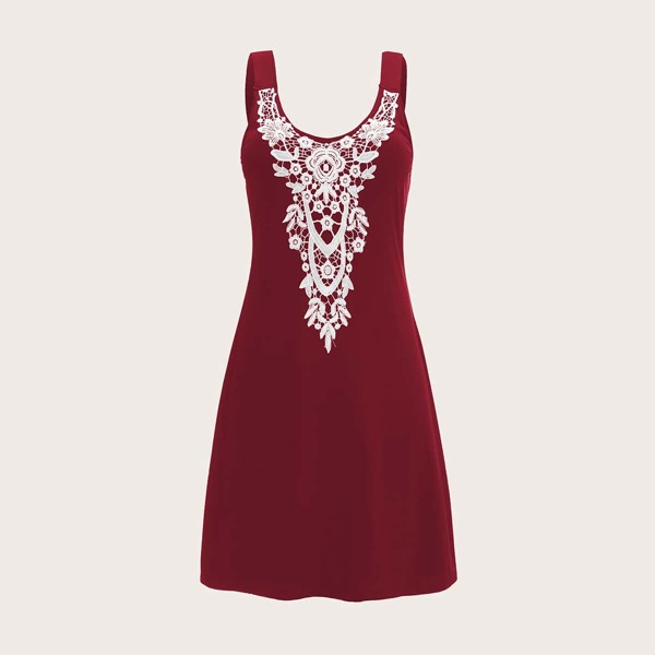 

Plus Contrast Guipure Lace Cami Dress, Burgundy
