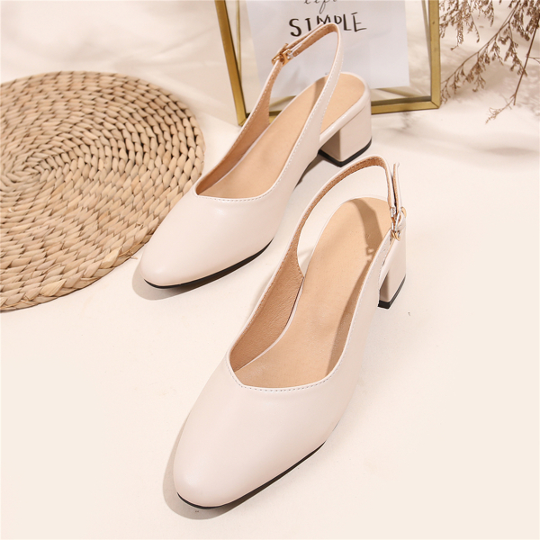 

Minimalist Slingback Chunky Pumps, Beige