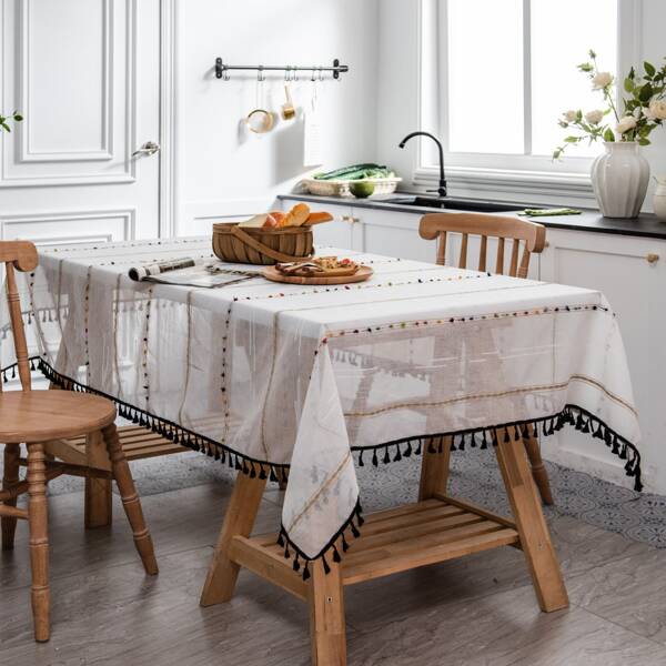 

Tassel Decor Tablecloth, White
