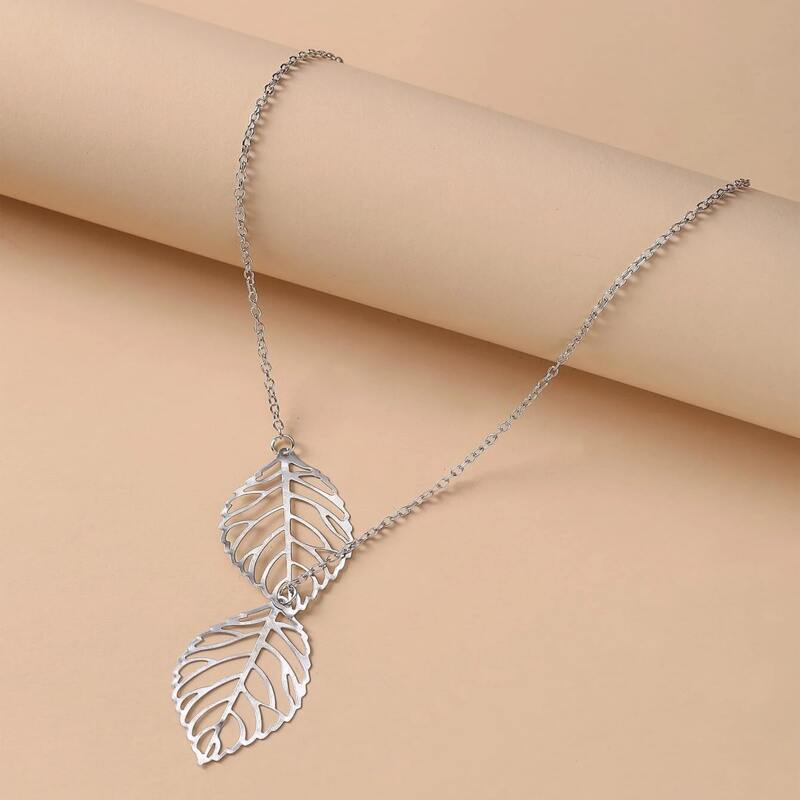 

Leaf Charm Chain Necklace, Silver