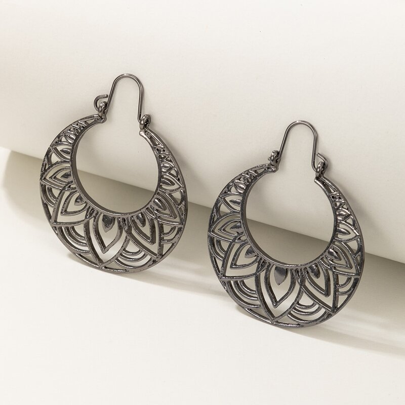 

Hollow Vintage Hoop Earrings, Gun black