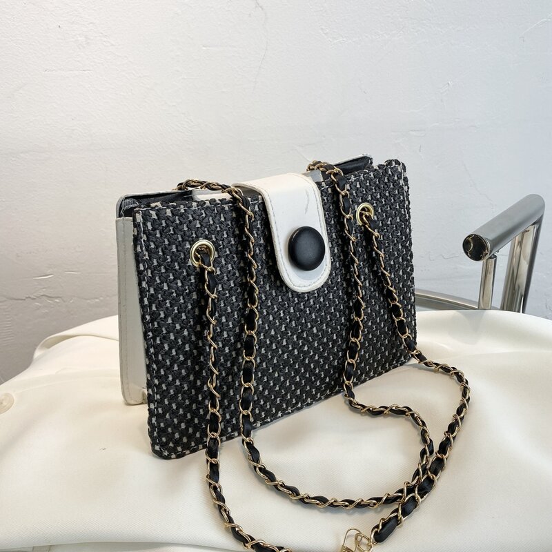 

Color Block Crossbody Bag, Black