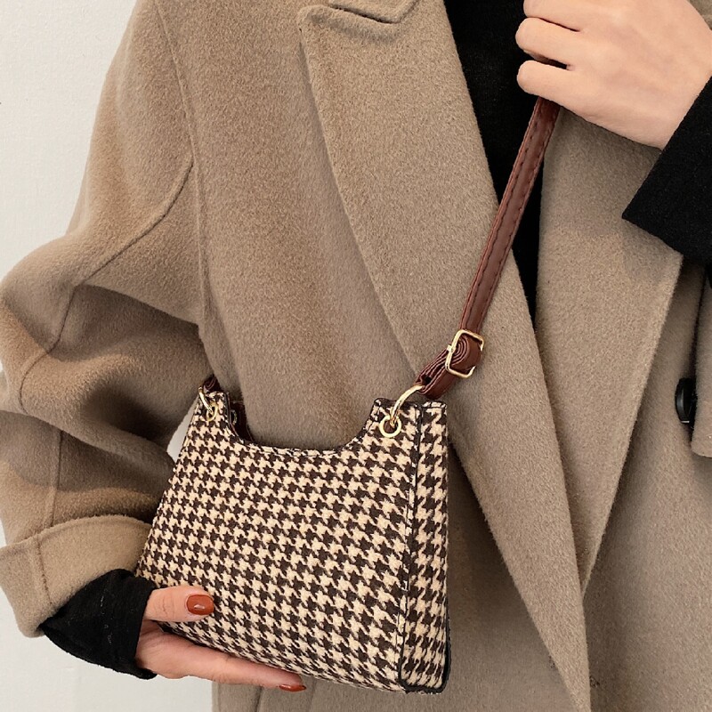 

Houndstooth Crossbody Bag, Coffee brown
