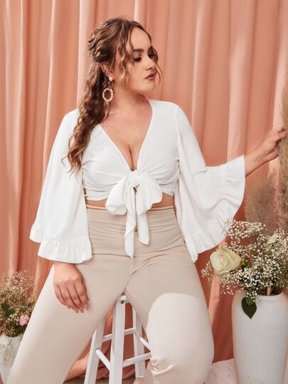 لباس علوي مقاس كبير بربطة امامي وباكمام منتفضة