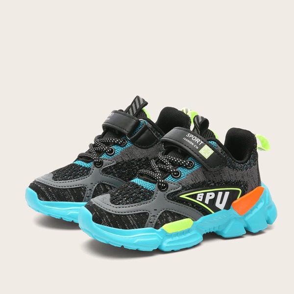 

Boys Letter Graphic Knit Sneakers, Black