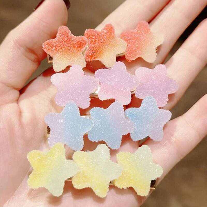 

2pcs Random Heart Hair Clip, Multicolor