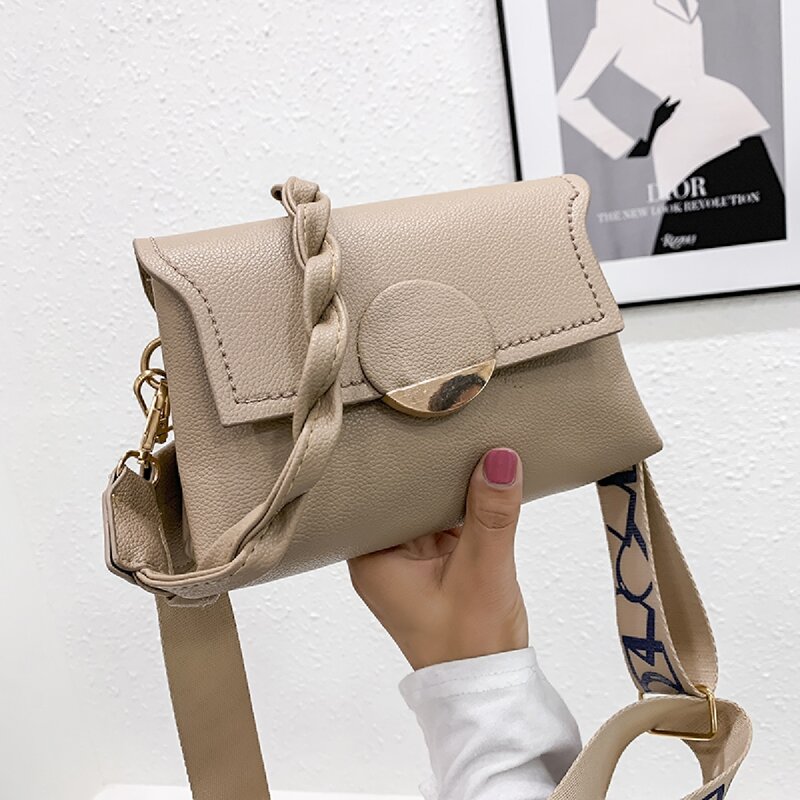 

Minimalist Shoulder Bag, Khaki