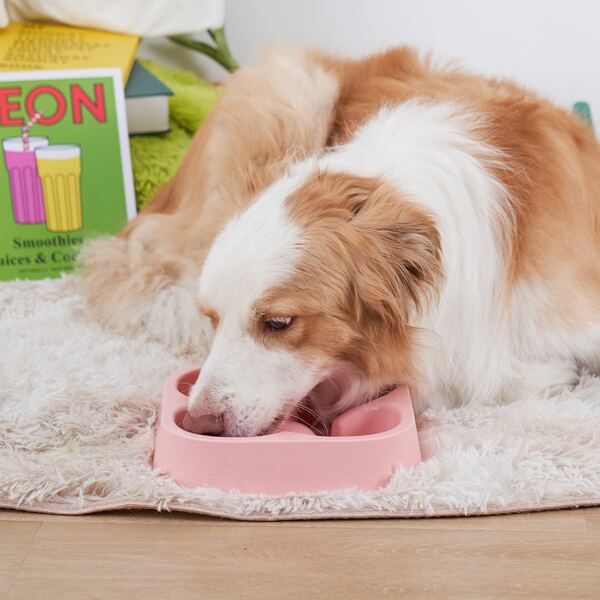 

1pc Solid Color Slow Feeder Pet Bowl, Pink