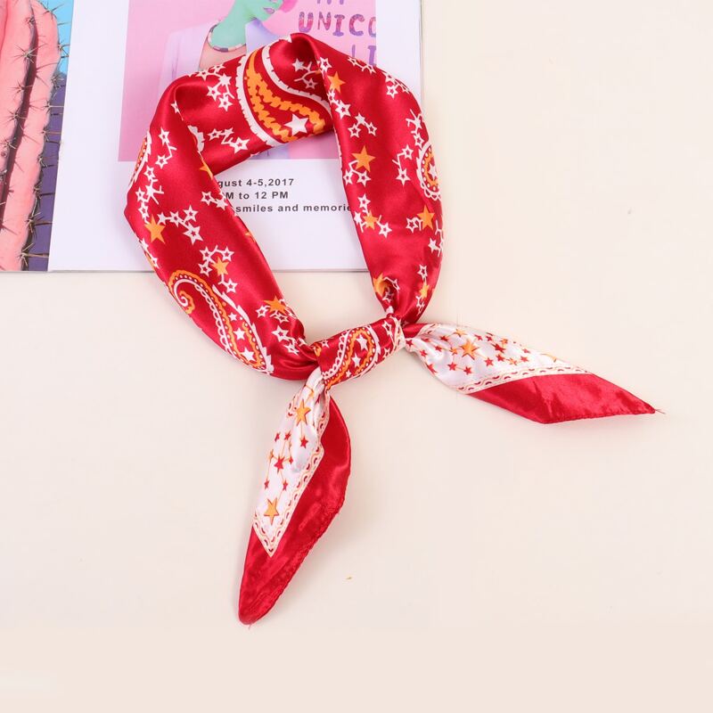 

Paisley Pattern Scarf, Multicolor