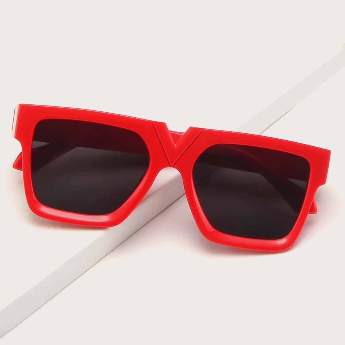 

Square Frame Sunglasses