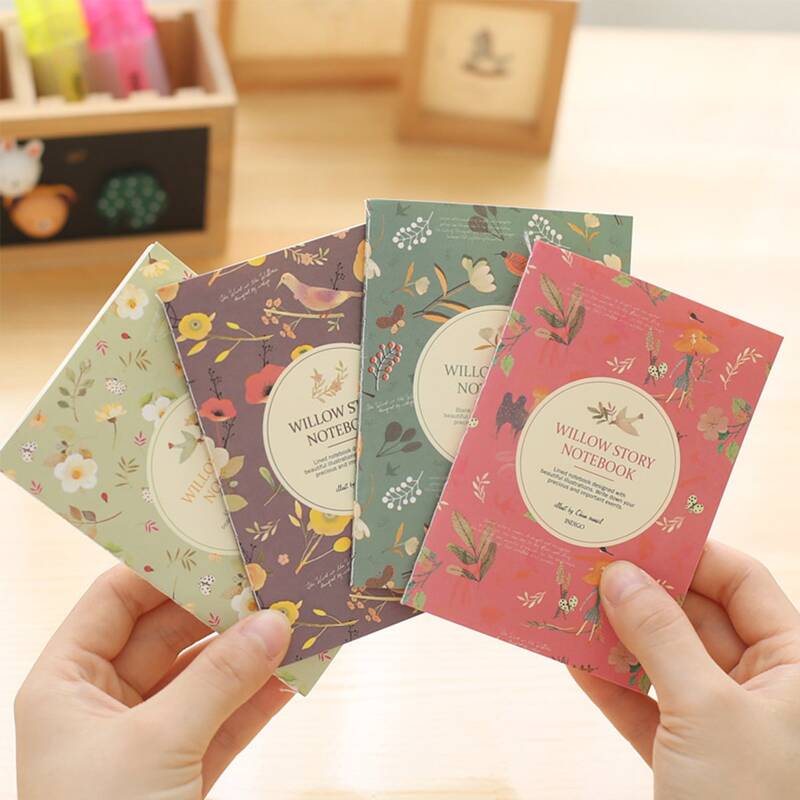 

1pc Random Floral Cover Notebook, Multicolor