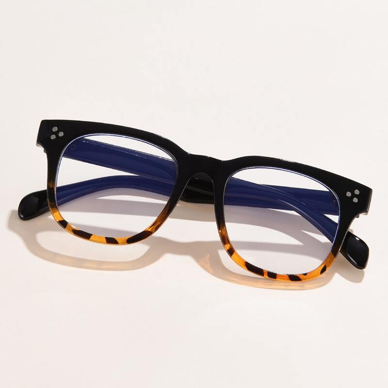 

Studded Decor Frame Eyeglasses