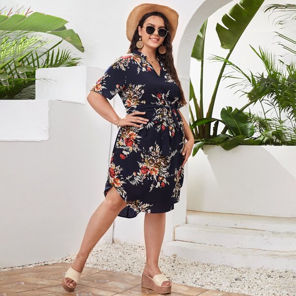 

Plus Floral Print Belted Dress, Navy blue
