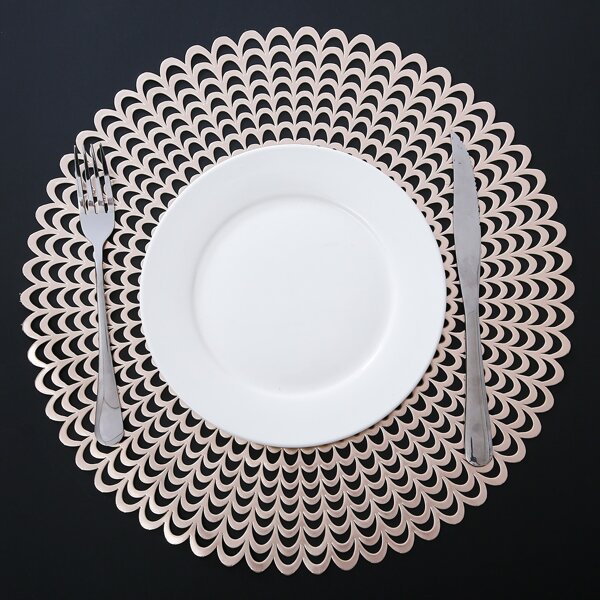 

1pc Non-slip Round Placemat, Gold