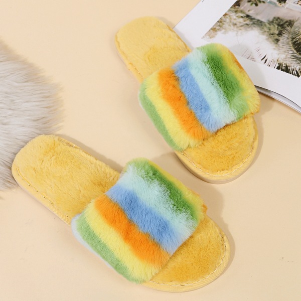 

Colorblock Fluffy Slippers, Multicolor