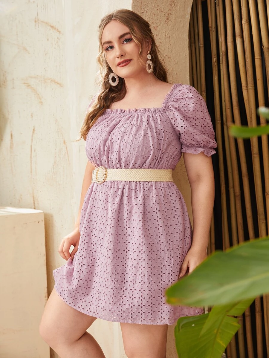 SHEIN 大碼荷葉邊袖網眼刺繡女僕風洋裝不附帶腰帶