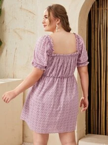 SHEIN 大碼荷葉邊袖網眼刺繡女僕風洋裝不附帶腰帶