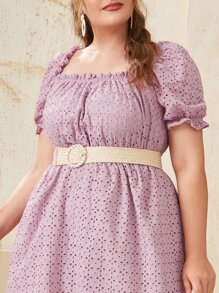 SHEIN 大碼荷葉邊袖網眼刺繡女僕風洋裝不附帶腰帶