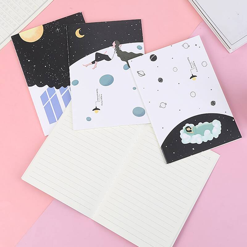 

1pc Cartoon Graphic Random Notebook, Multicolor