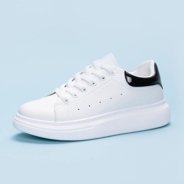 

Lace-up Front Skate Shoes, White