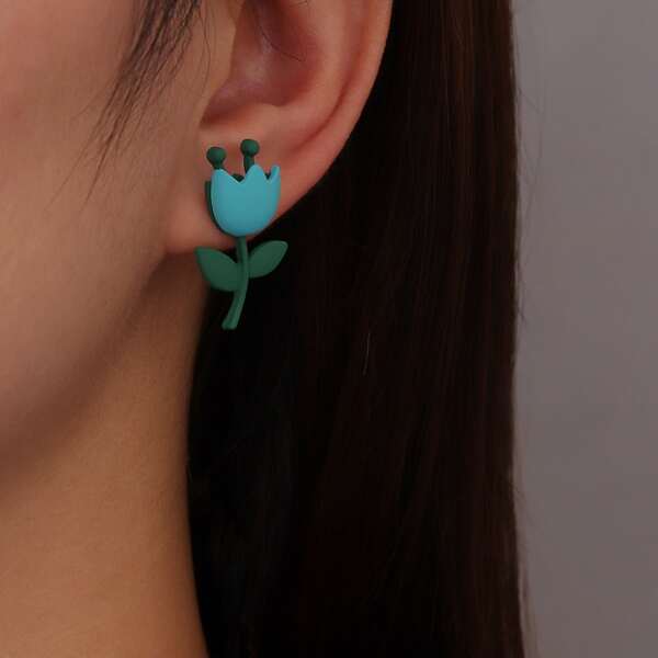

Flower Stud Earrings, Blue