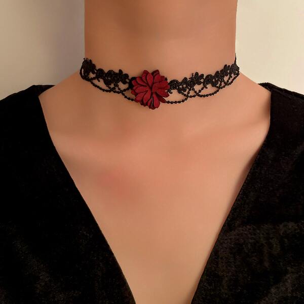 

Flower Decor Choker, Black