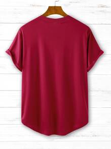 Manfinity Men Slogan Print Curved Hem Tee - Burgundy - View 2