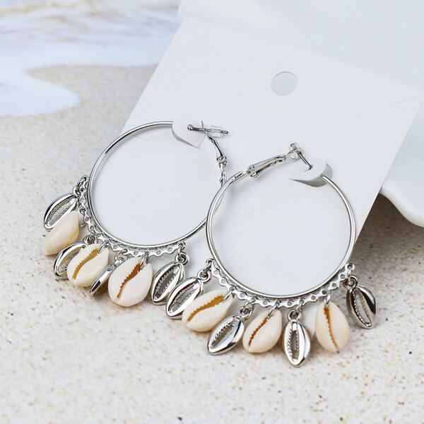 

Shell Decor Earrings, Silver