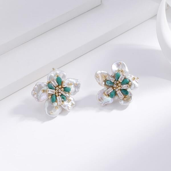 

Rhinestone Decor Flower Design Earrings, Green