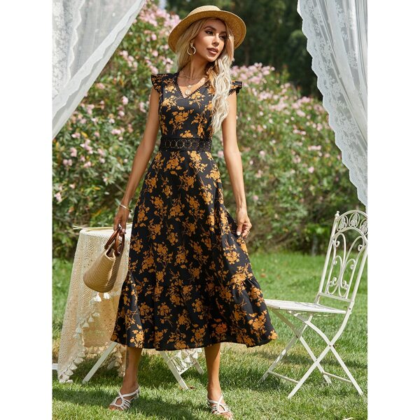 

Floral Print Lace Inset A-line Dress, Multicolor