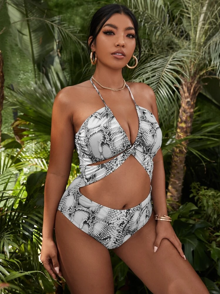 SHEIN Swim Curve Summer Plus Size Snakeskin Print Cut-Out One Piece Swimsuit - Black and White - View 3