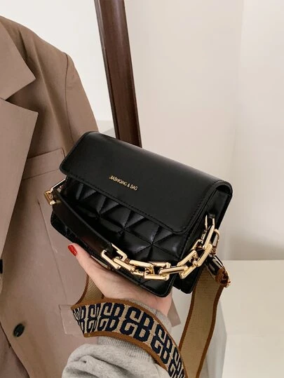 Quilted Chain Decor Flap Crossbody Bag