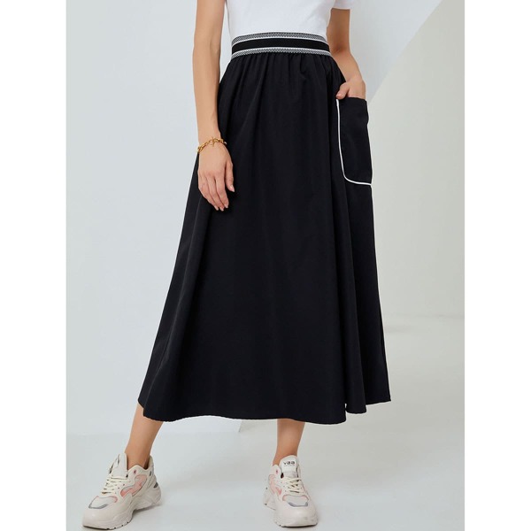 

Pocket Patched A-line Skirt, Black