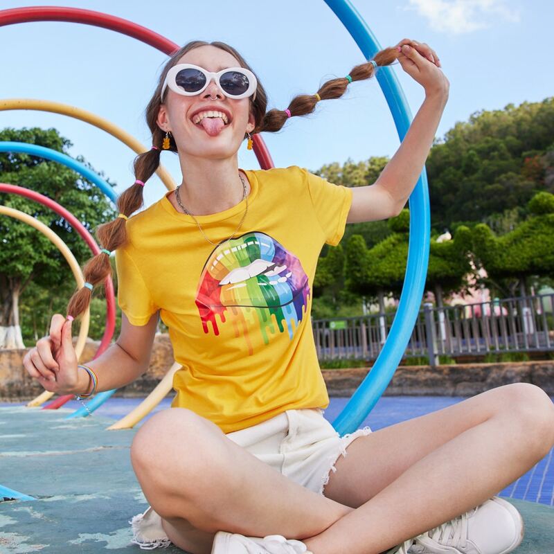 

Figure Graphic Round Neck Tee, Yellow